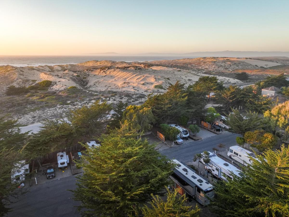 Marina Dunes Park Model 외부 사진